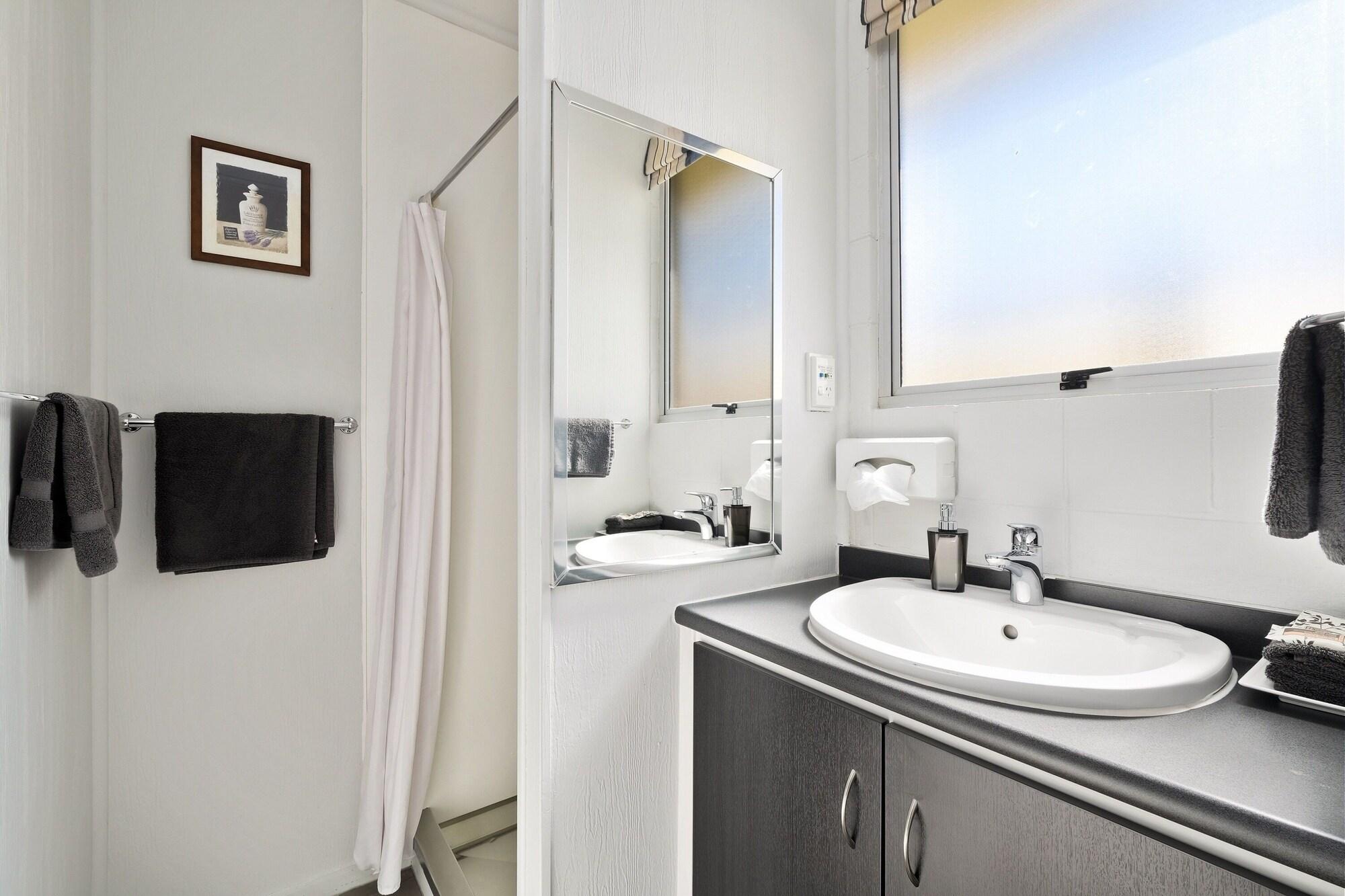 Central Gateway Motel Cromwell Bagian luar foto