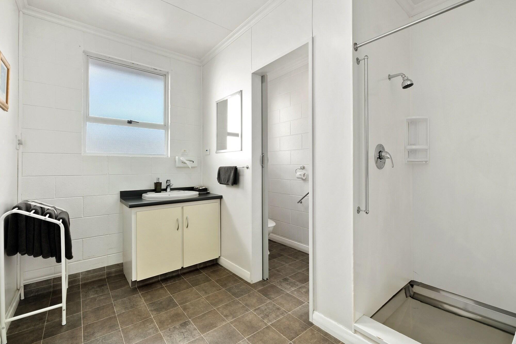 Central Gateway Motel Cromwell Bagian luar foto