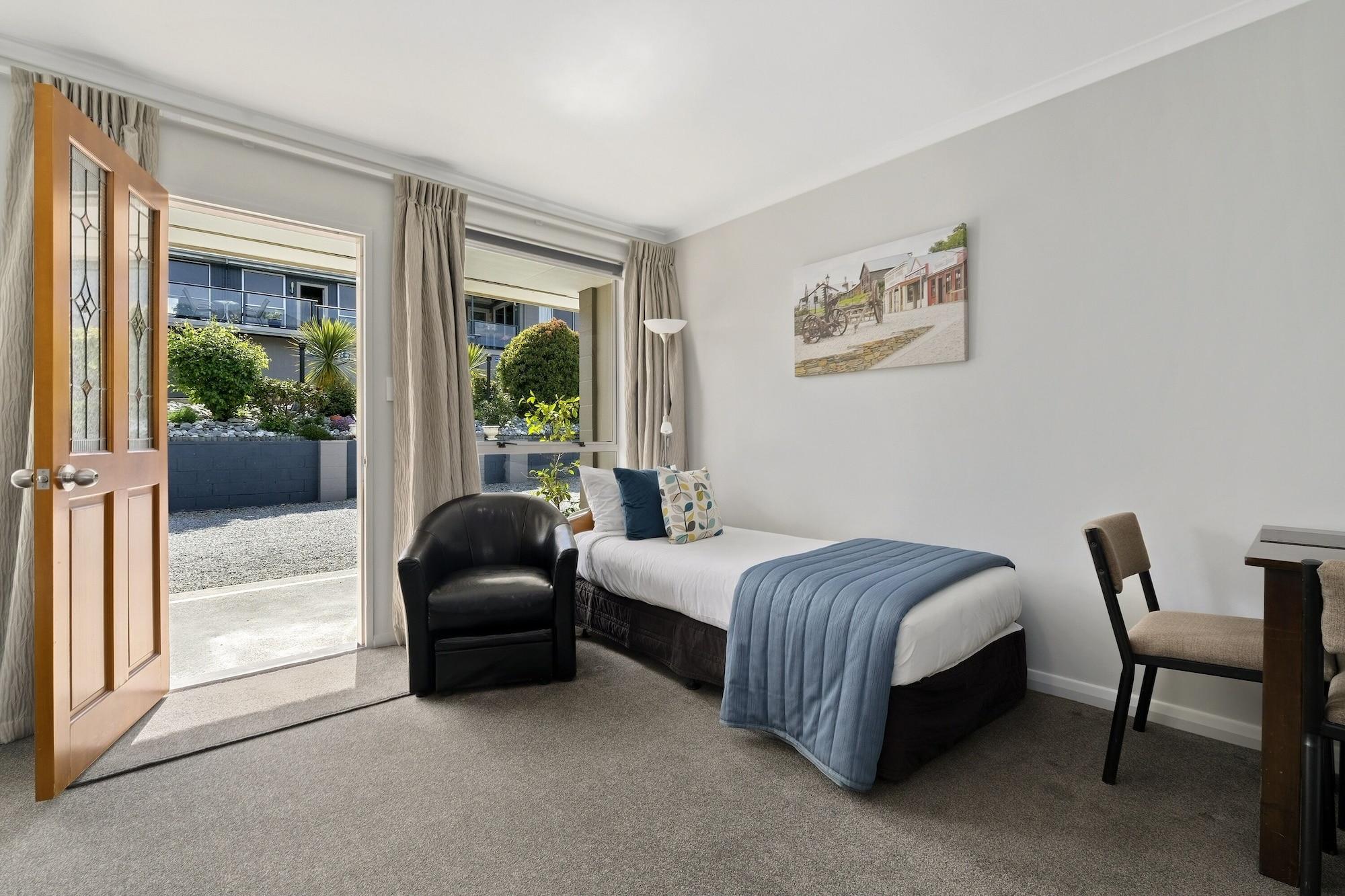 Central Gateway Motel Cromwell Bagian luar foto